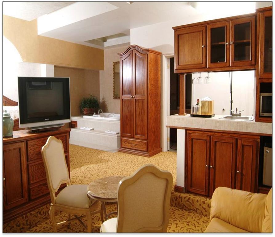 El Cason Hotel Chihuahua Room photo
